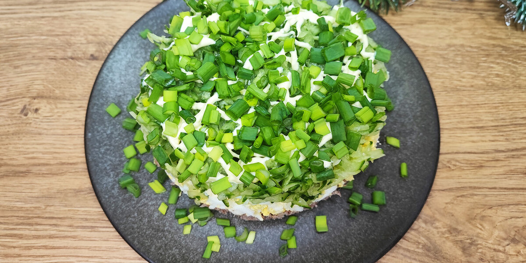 Пятиминутный салат с консервами — альтернатива “Мимозе”