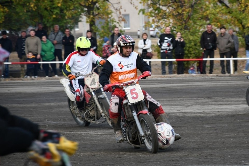    В Кировском состоялся товарищеский матч по мотоболу между ДНР и Краснодаром. Фото: Администрация Кировского