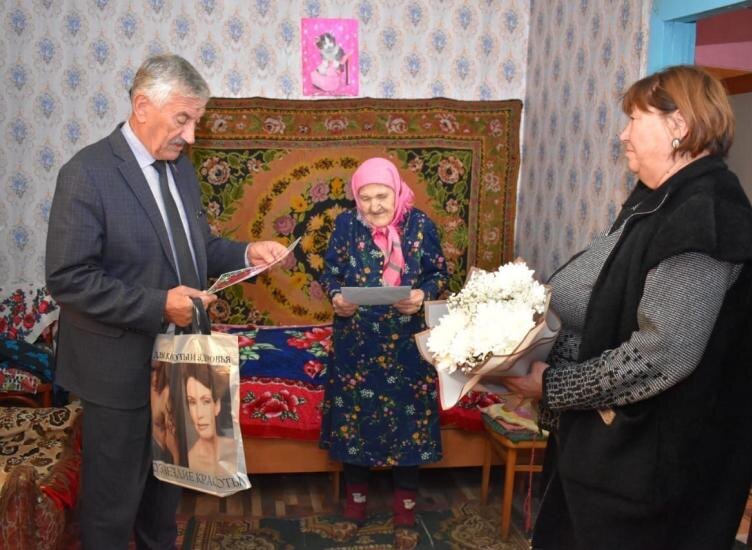    фото: управление ЗАГС по Ростовской области Редактор