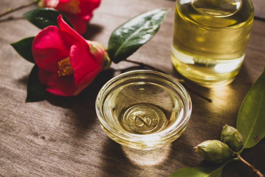 Масло камелии японской