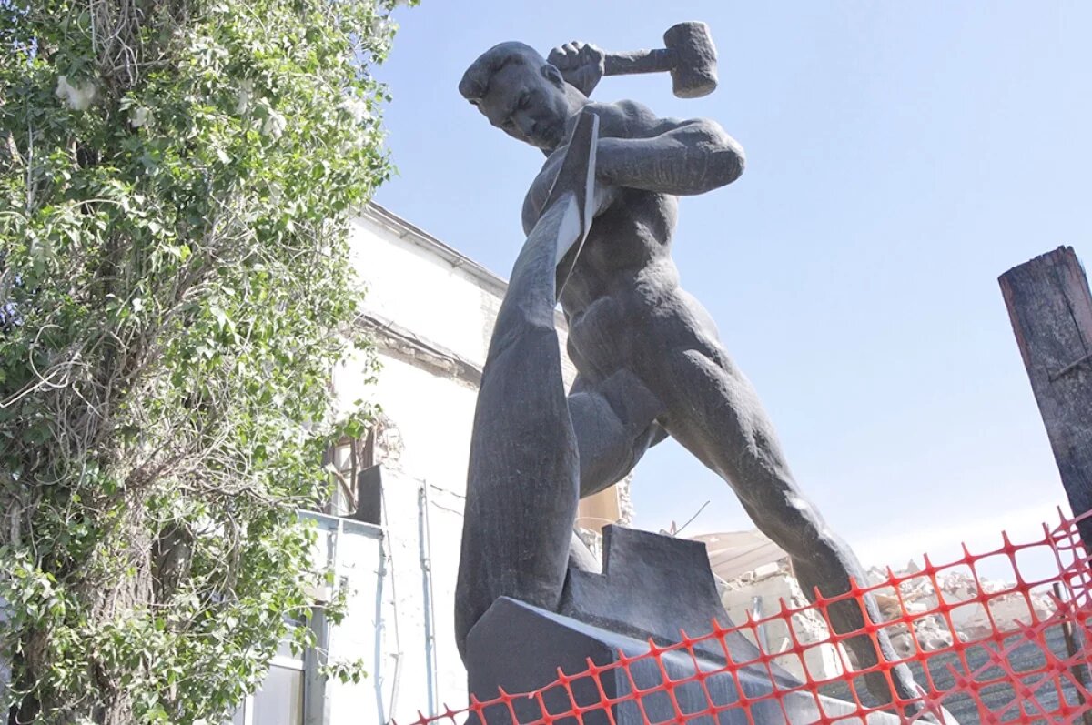    Копия знаменитой скульптуры Вучетича дополнит экспозицию музея в Волгограде