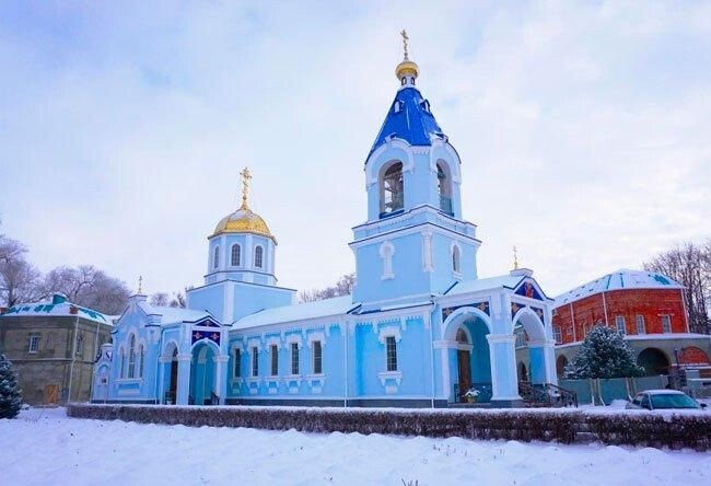 Свято-Успенский храм