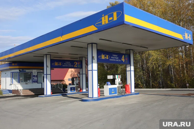 Залить в бак больше 30 литров не получится
Фото: Денис Моргунов © URA.RU