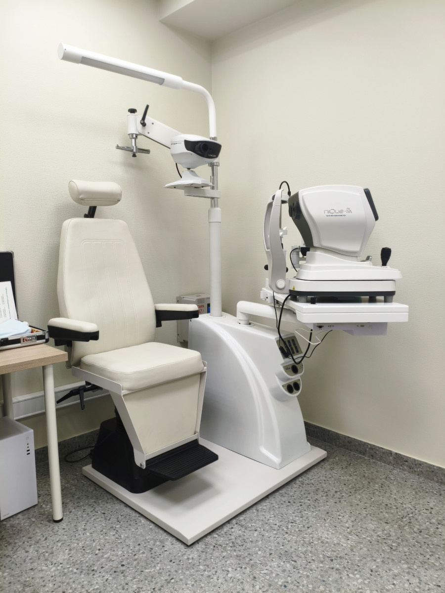 Кабинет врача-офтальмолога в оптике "Точка зрения" г. Пермь, ул. Комсомольский проспект, 72