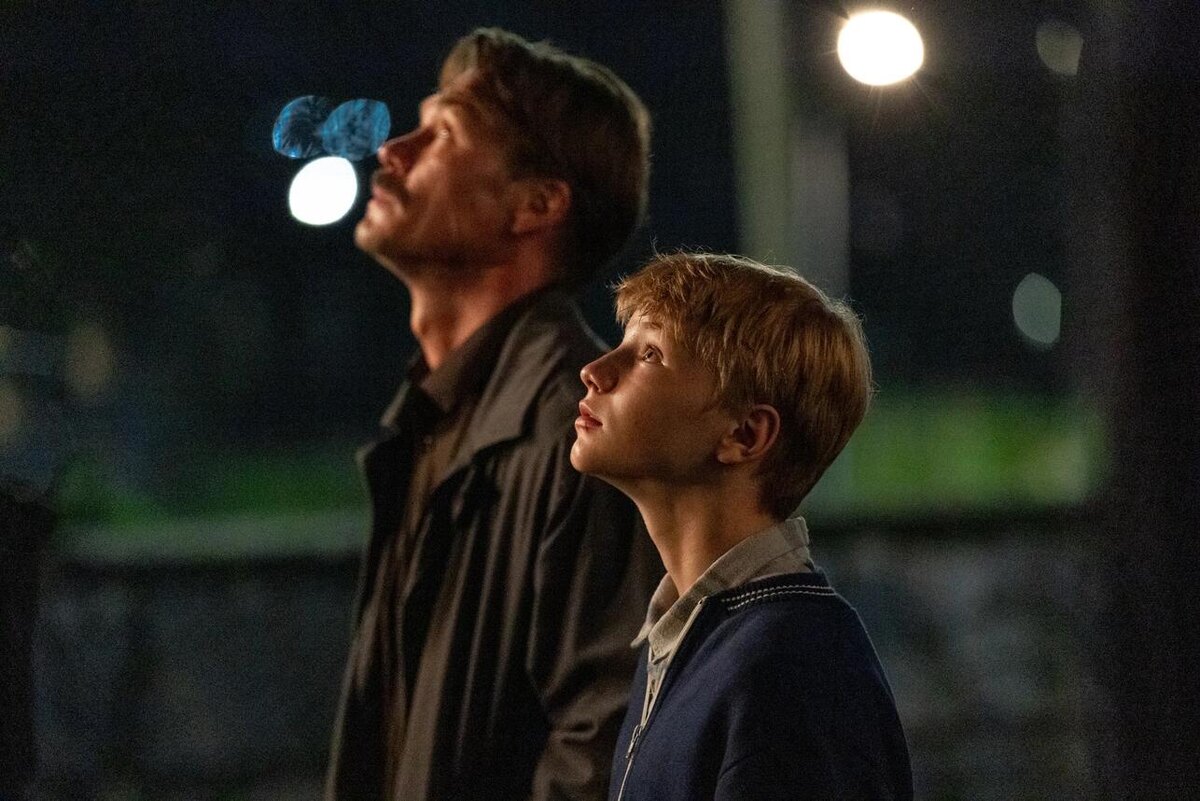 Павел и Женя (в детстве) Лиховцевы. Фото: кадр из сериала