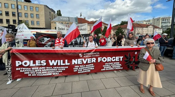 «Польша никогда не забудет Волынскую резню».