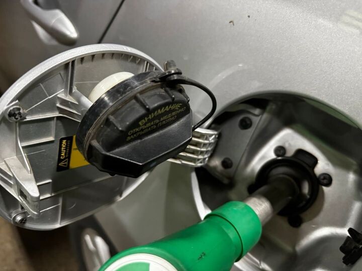 Бензиновый шторм: Как нефтяная держава оказалась на пороге топливного голода.