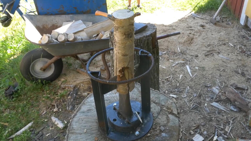 ФОТО: Кадр из программы "Самая полезная программа", РЕН ТВ