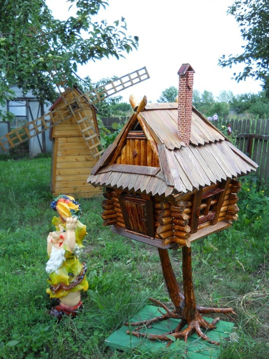    Избушка на курьих ножках Фото: Архивы Дмитрия Данилина