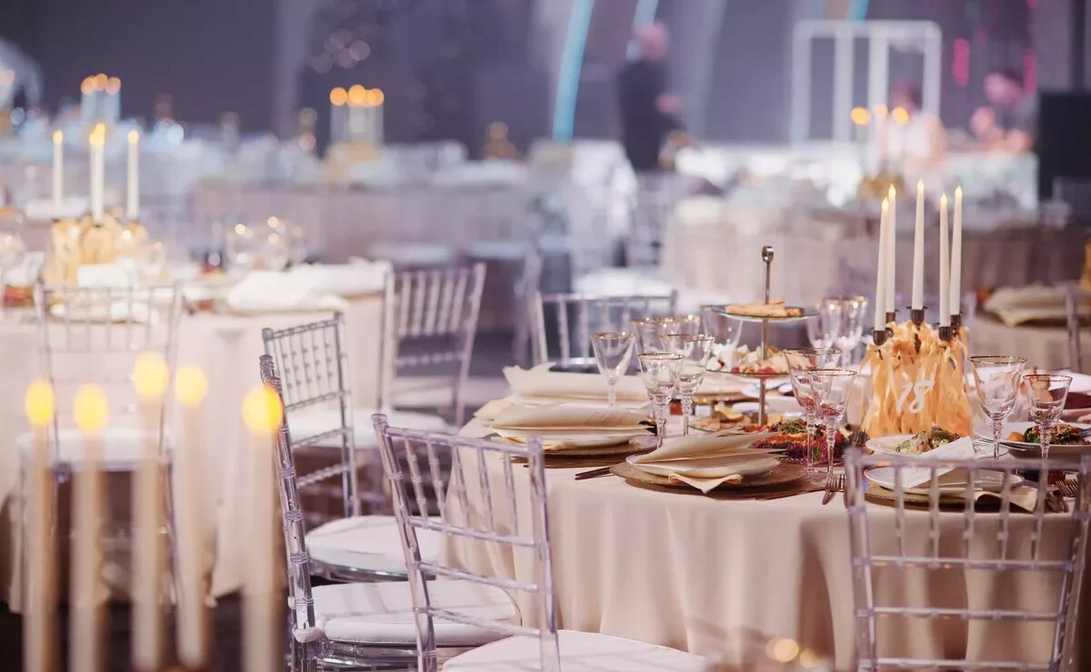    Новый год в Подмосковье: сколько стоит и где будут выступать звезды