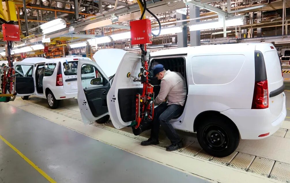 В Тольятти запустили производство деталей для LADA Largus
