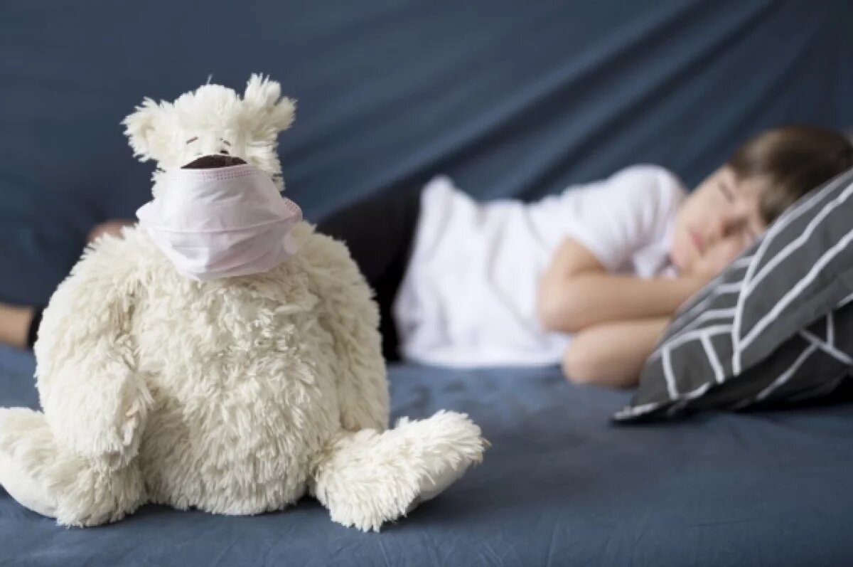    Дети слегли с рвотой, диареей и небольшой температурой.