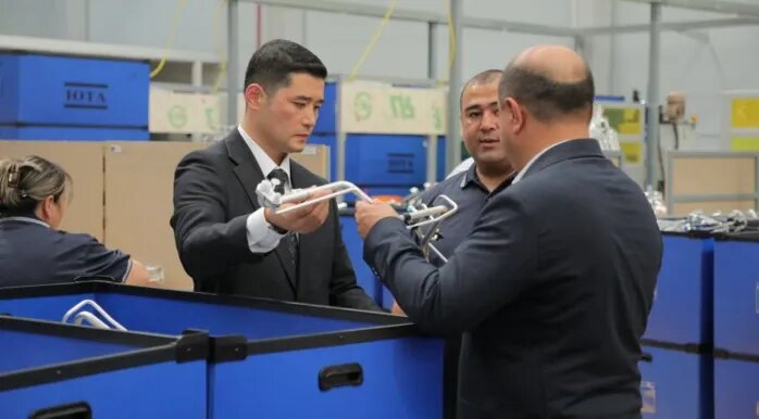 В Узбекистане запустили производство автомобильных трубок и шлангов