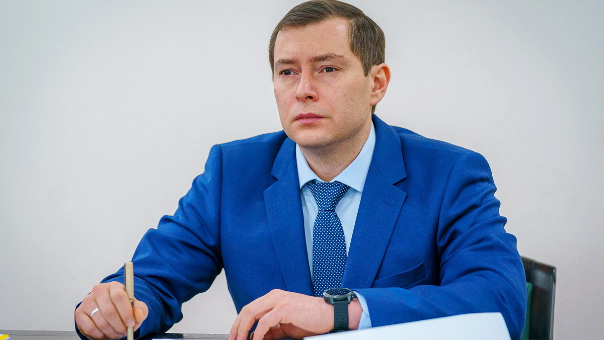    Азат Ислаев расскажет в эфире телеканала «Югра» о строительных планах региона