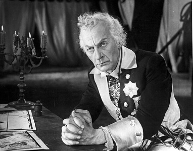 Кадр из фильма "Суворов" 1940 года. В роли Александра Суворова актер Н.П. Черкасов