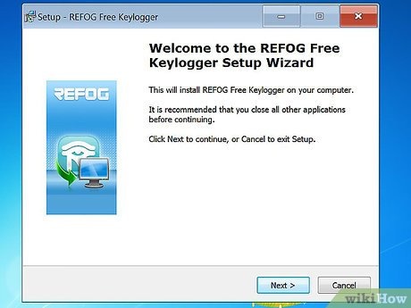 1Установите программу для клавиатурного шпионажа. Клавиатурные шпионы – это приложения, которые после установки на компьютер регистрируют все нажатия клавиш на клавиатуре. Для установки программы на свой компьютер просто скачайте файл установки из интернета и запустите его.Распространенной программой такого типа является Refog, которую можно скачать по ссылке: http://download.cnet.com/Refog-Free-Keylogger/3000-2162_4-10357898.html.
Соблюдайте крайнюю осторожность при установке ПО для взлома на свой компьютер. Большая часть таких программ часто содержат вирусы и программы-шпионы, которые могут навредить вашему ПК.
