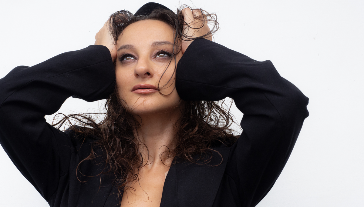 Яна Блиндер – певица, режиссер, композитор, креативный продюсер, тренер проявленности и креатор