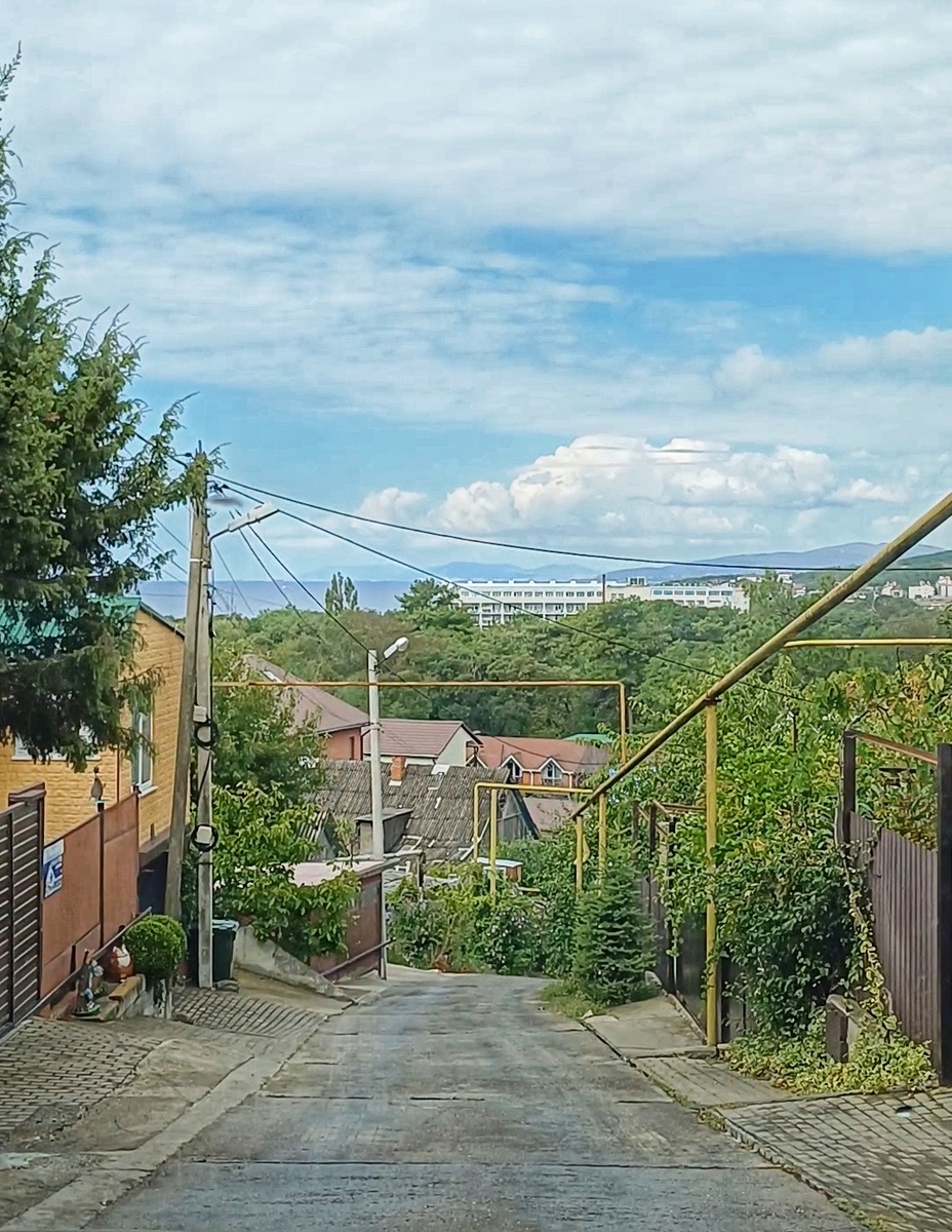 Крутые улочки Дивноморска