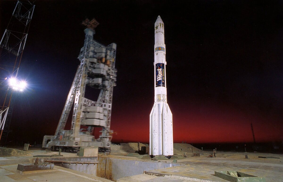   Реклама West на ракете «Проток-К»