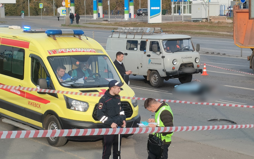 Следственный комитет возбудил уголовное дело, прокуратура начала проверку после ДТП в Ижевске. Фото: Данил Иванов📷
