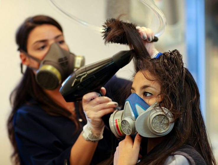 Способы защиты от паров формальдегида при кератиновом выпрямлении