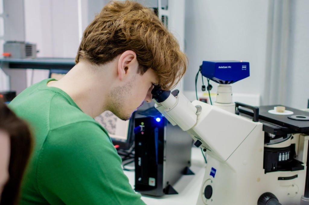 Тверские ученые составили «Черную книгу» вредных растений для нашего региона