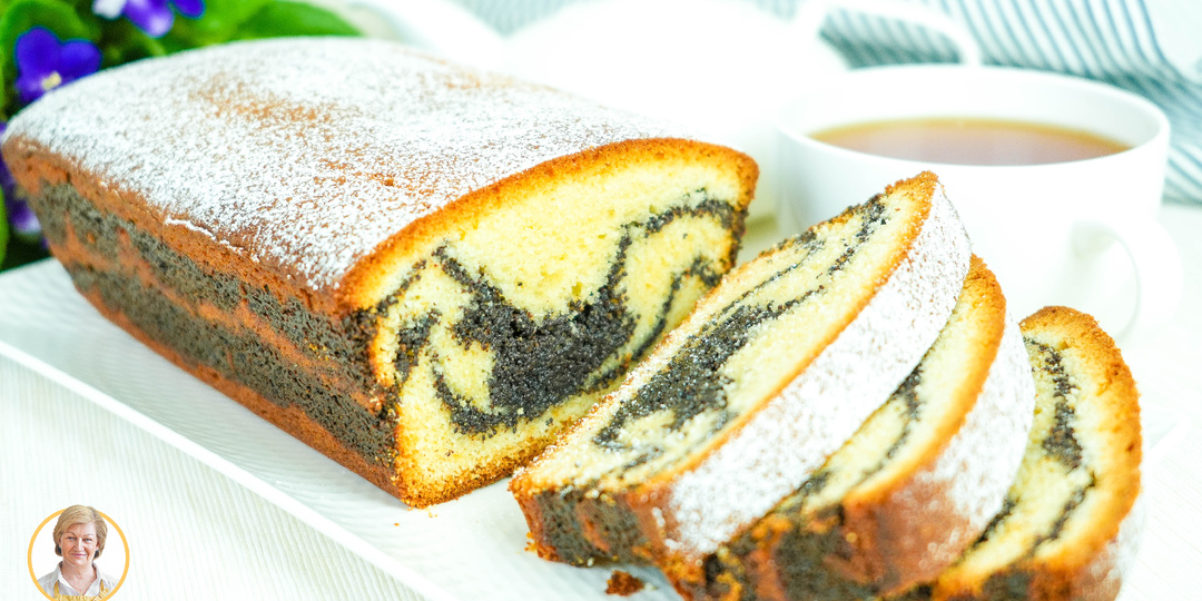 Очень нежный и воздушный кекс с маковой начинкой! Просто и вкусно