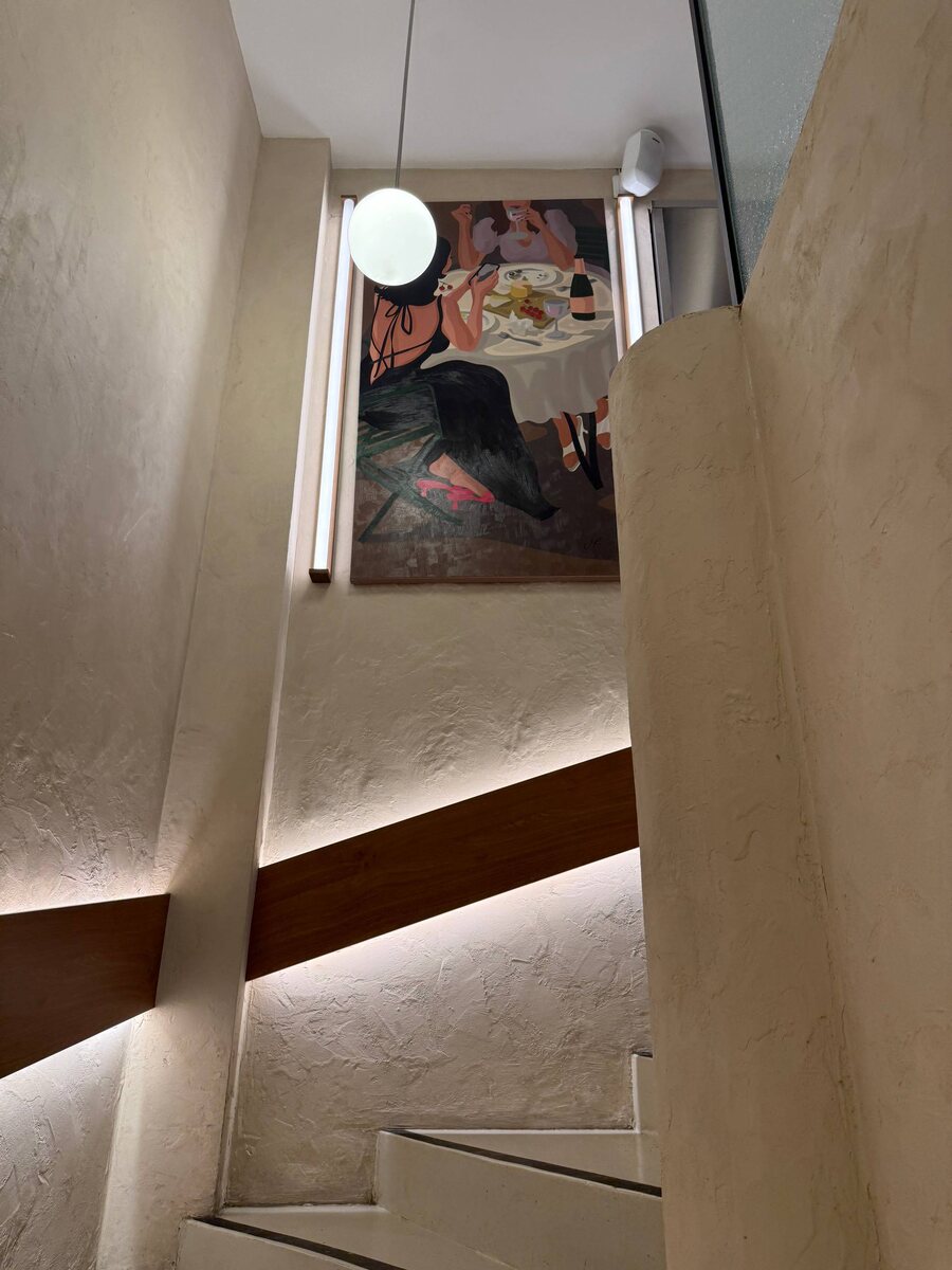 Лестница с цокольного этажа