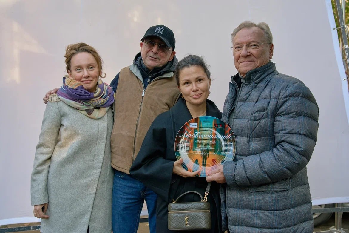 Листайте вправо, чтобы увидеть больше изображений