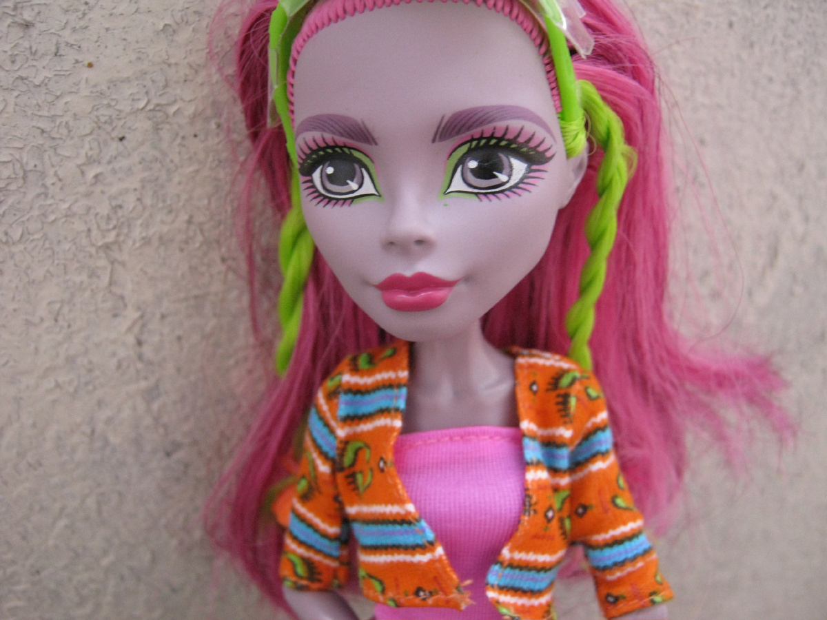 Хорошо, что некоторые старые фотки я в своё время скопирывала. Это Мирисоль, поселилась у меня в 2015 году, уже давно нашла новый дом.