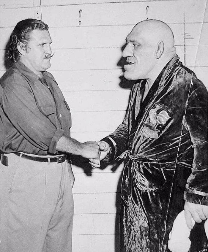 Автор: В. Панченко