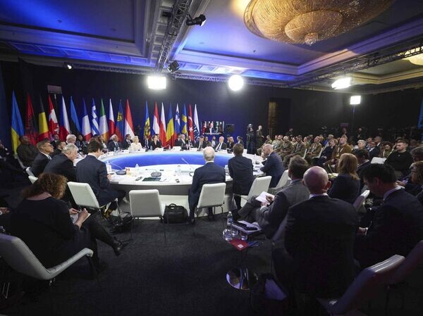    © AP Photo / Ukrainian Presidential Press Office via AP