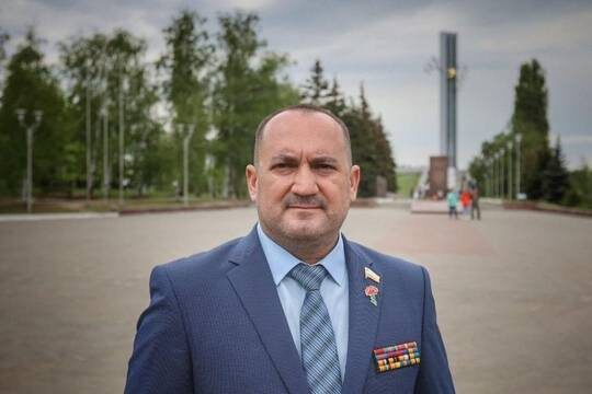    Вячеслав Калинин поздравил Владимира Путина с днём рождения и призвал сплотиться вокруг президента