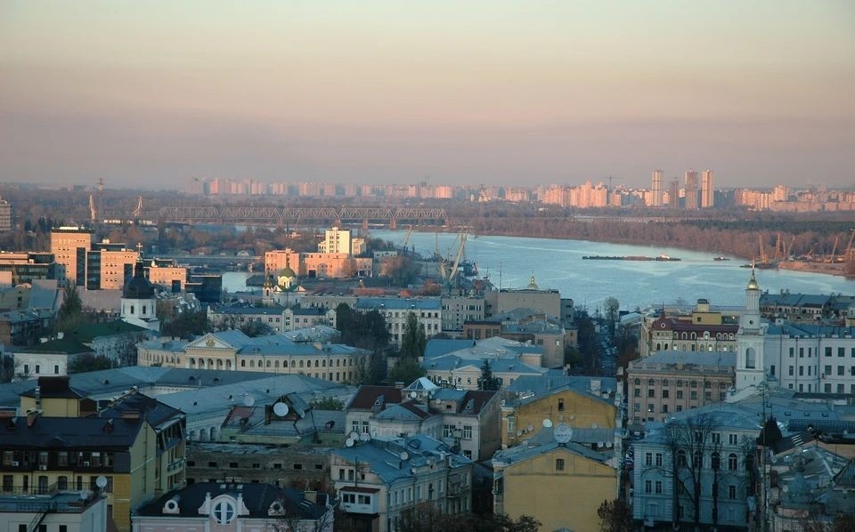    Украина демонтировала памятную доску в честь режиссера Ларисы Шепитько GLOBAL LOOK PRESS