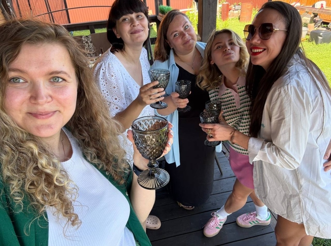 Кто тут узнал своих любимых авторов?☺️