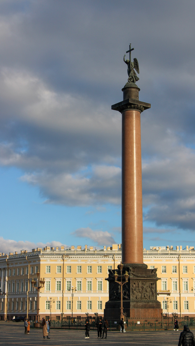 Дворцовая площадь - Александровская колонна