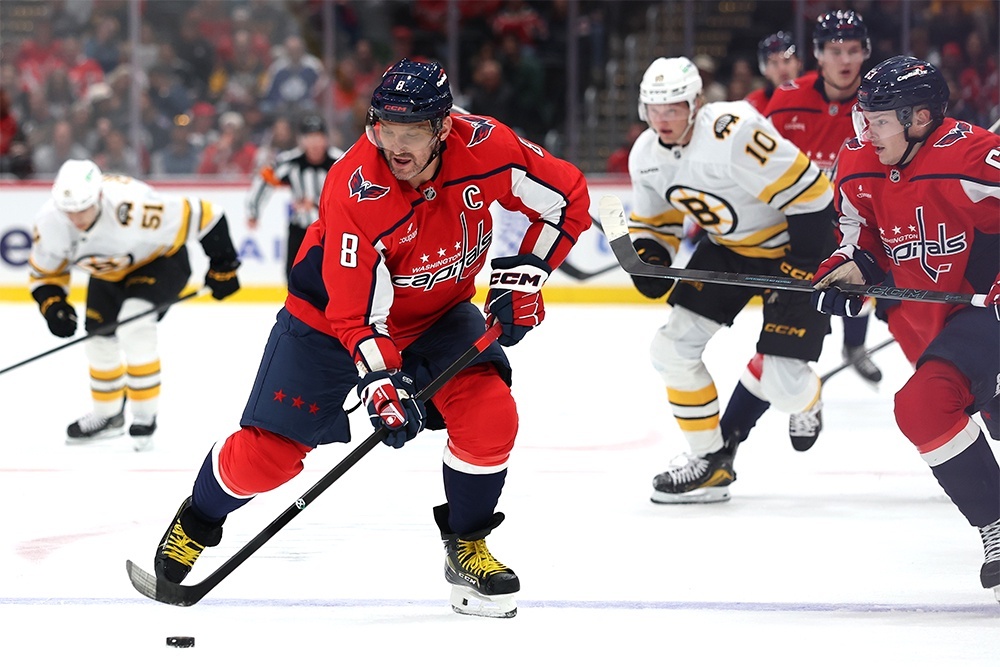    Начавшийся сезон станет уже 21-м в энхаэловской карьере Александра Овечкина. / Getty Images