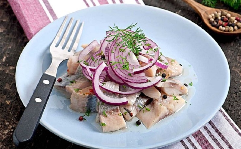 Малосольная селёдка за 3 дня: нежность и особый вкус в каждом кусочке