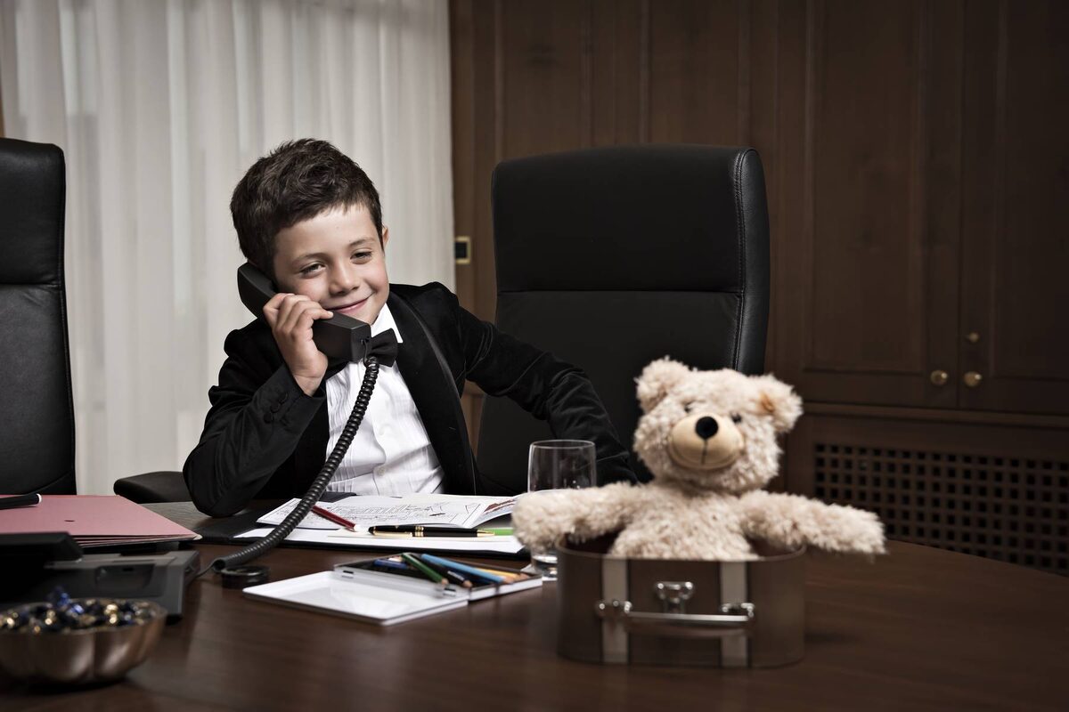 Первые переговоры о размере порции мороженого прошли успешно. Опыт пригодится в совете директоров.