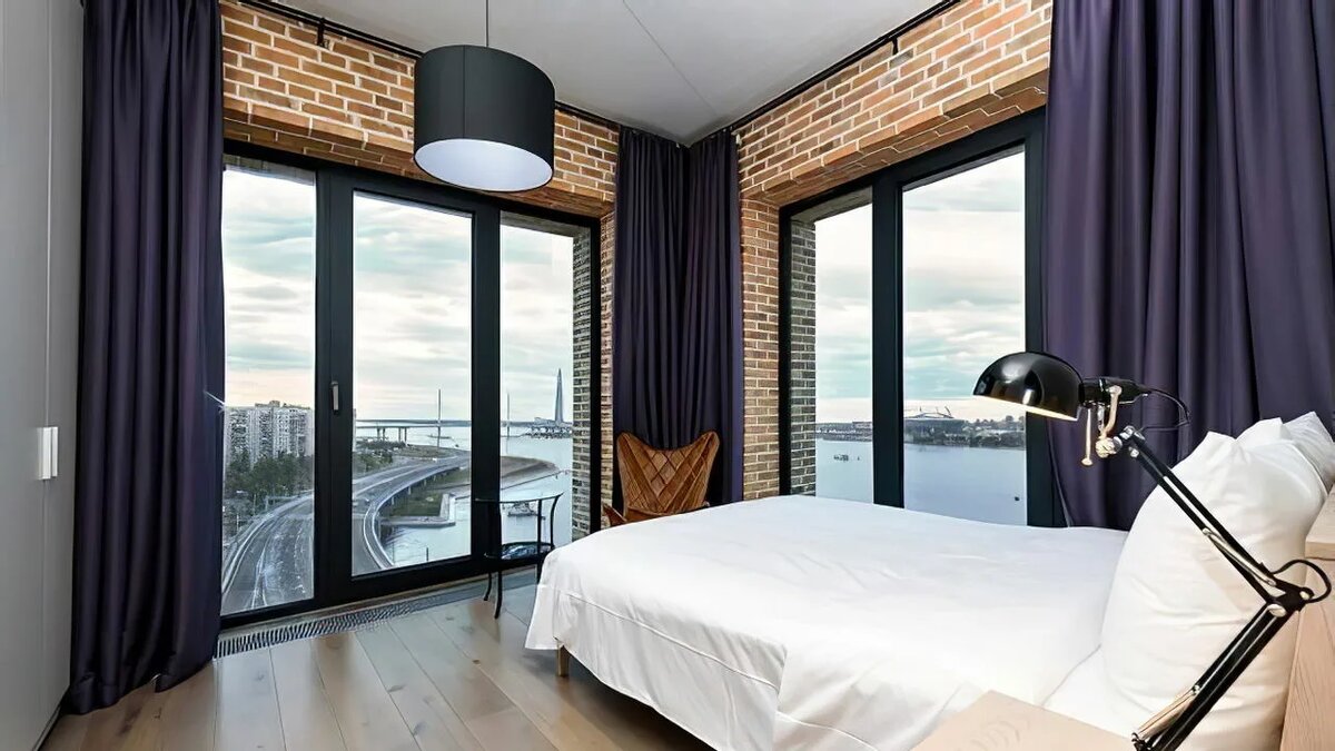 Отель или апартаменты: где выгоднее жить осенью