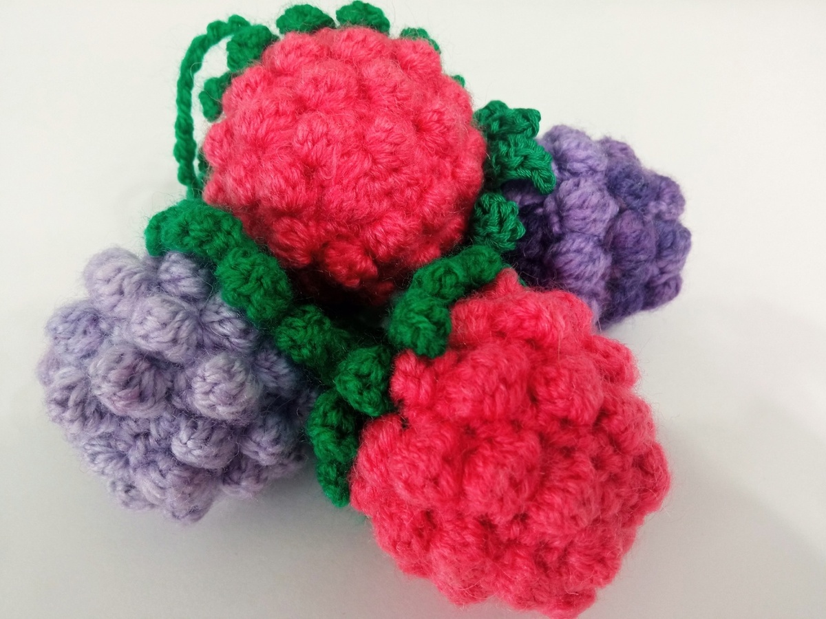 брелоки, обвесы на сумку, рюкзак - Малинка, Ежевичка