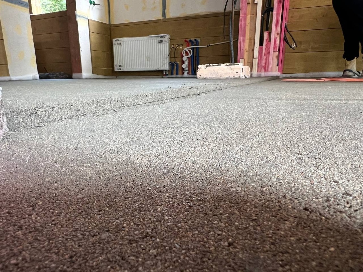 Устройство полусухой стяжки в частном доме