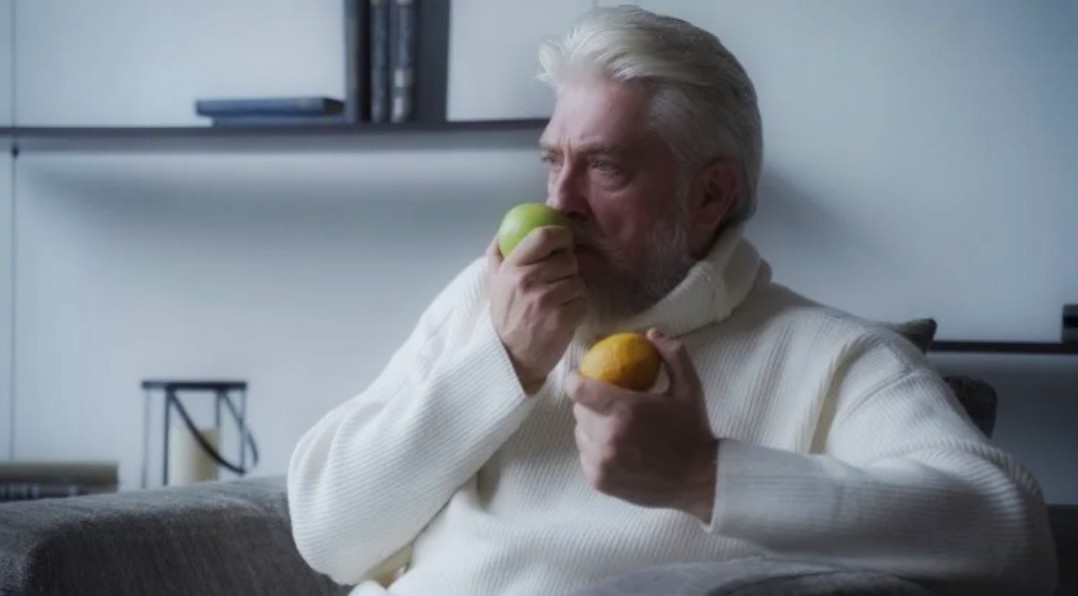 Если кто-то в семье стал странно реагировать на запахи — это сигнал.
