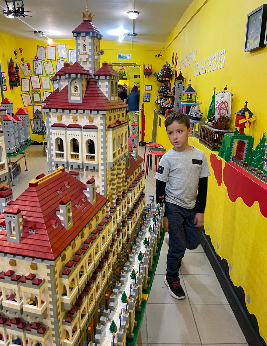 Музей Лего Полекон