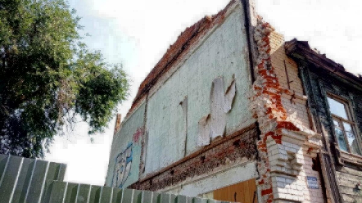    В Саратове снос аварийного дома привел к повреждению газопроводаНовости Саратова и области – Сетевое издание «Репортер64»