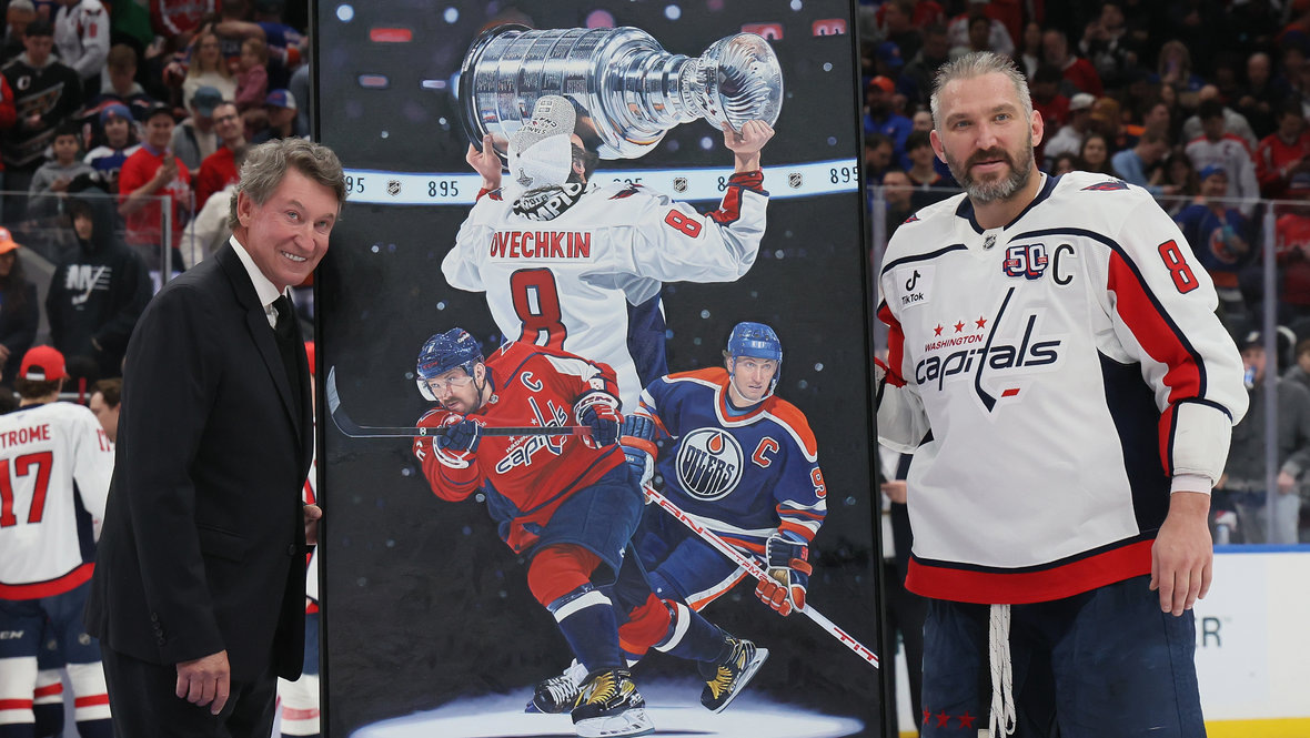    Александр Овечкин с Уэйном Гретцки. Getty Images
