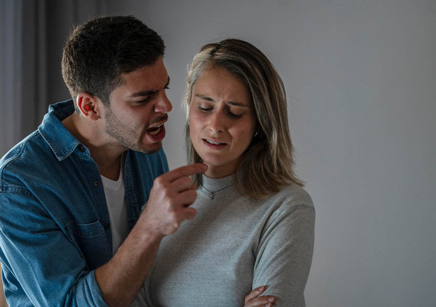 Почему ты притягиваешь абьюзеров - и можно ли это исправить?