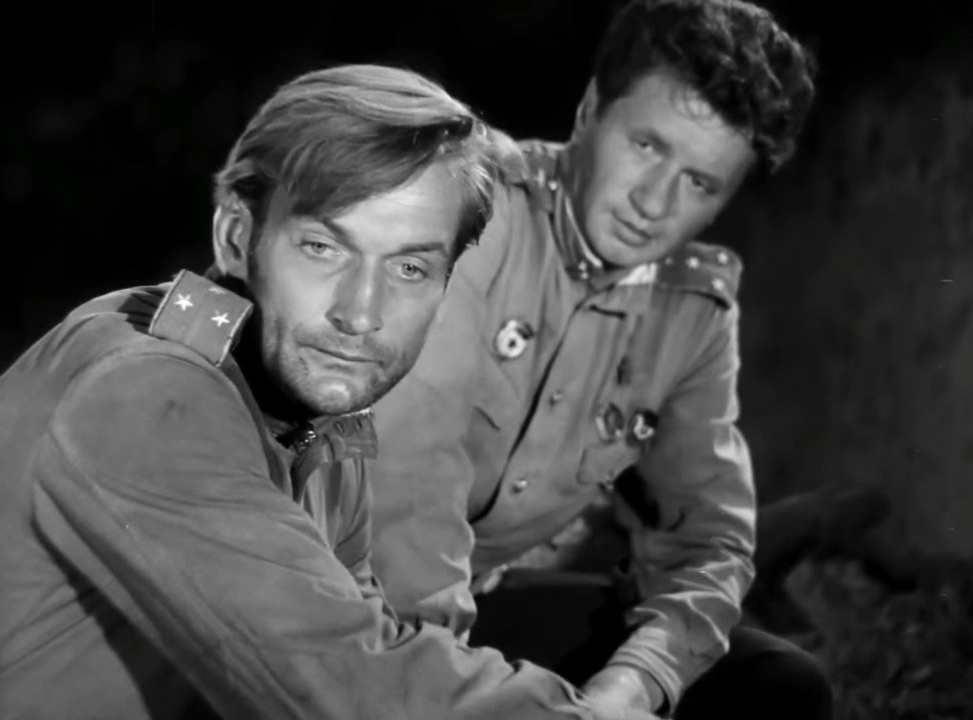 Сергей Скворцов — Всё, что ты скажешь, Лёшка, знаю. Кончился истребитель, Лёша. Всё… Я трус, командир…