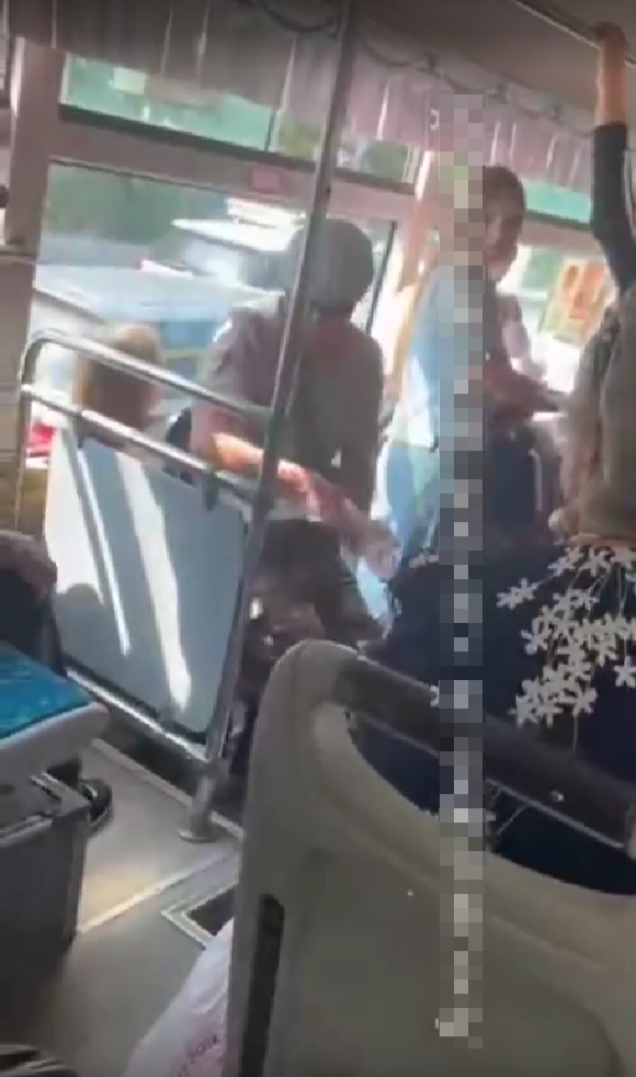 скриншот из видео