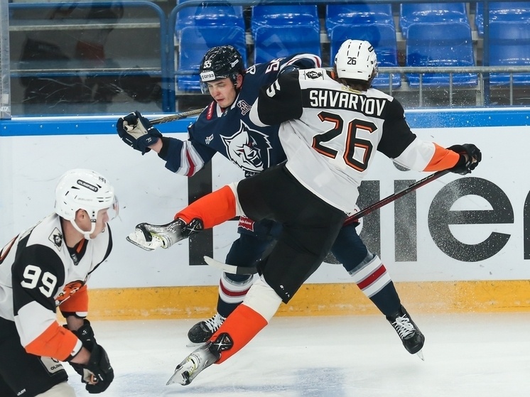     Выиграть за 60 секунд: хабаровский «Амур» в Нижнекамске обыграл «Нефтехимик». Фото: ХК "Нефтехимик"